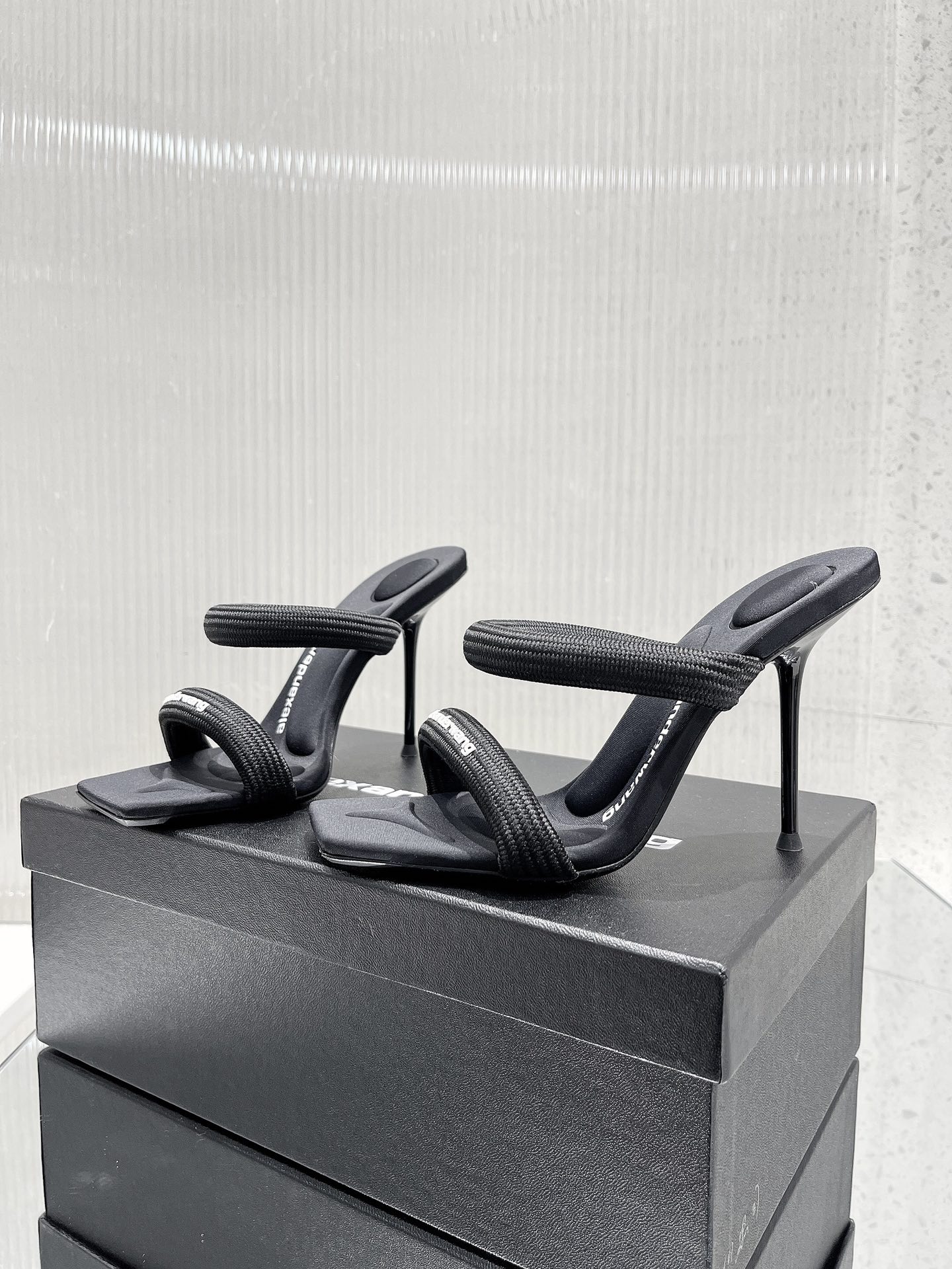 Women's high heels